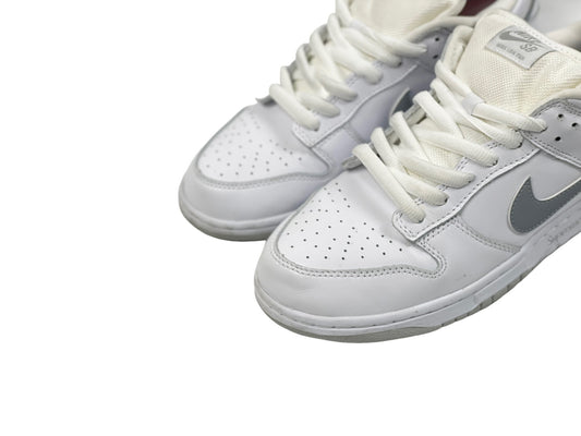 Supreme x Nike Dunk SB Low