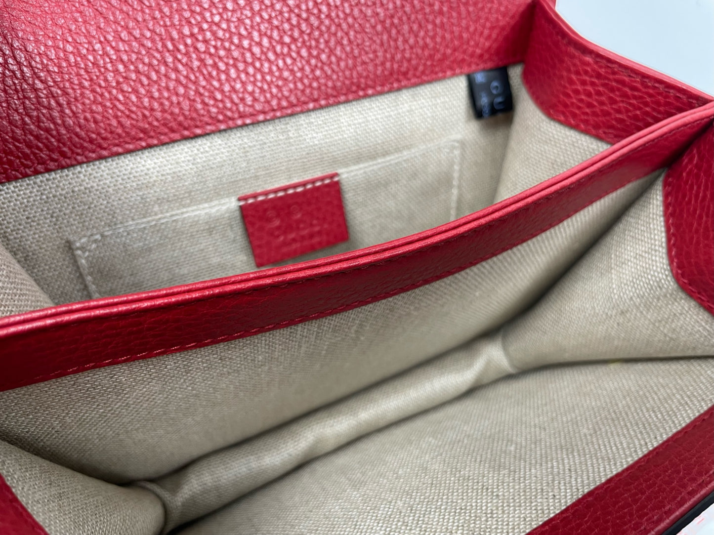 Gucci Interlocking GG Shoulder Bag Red