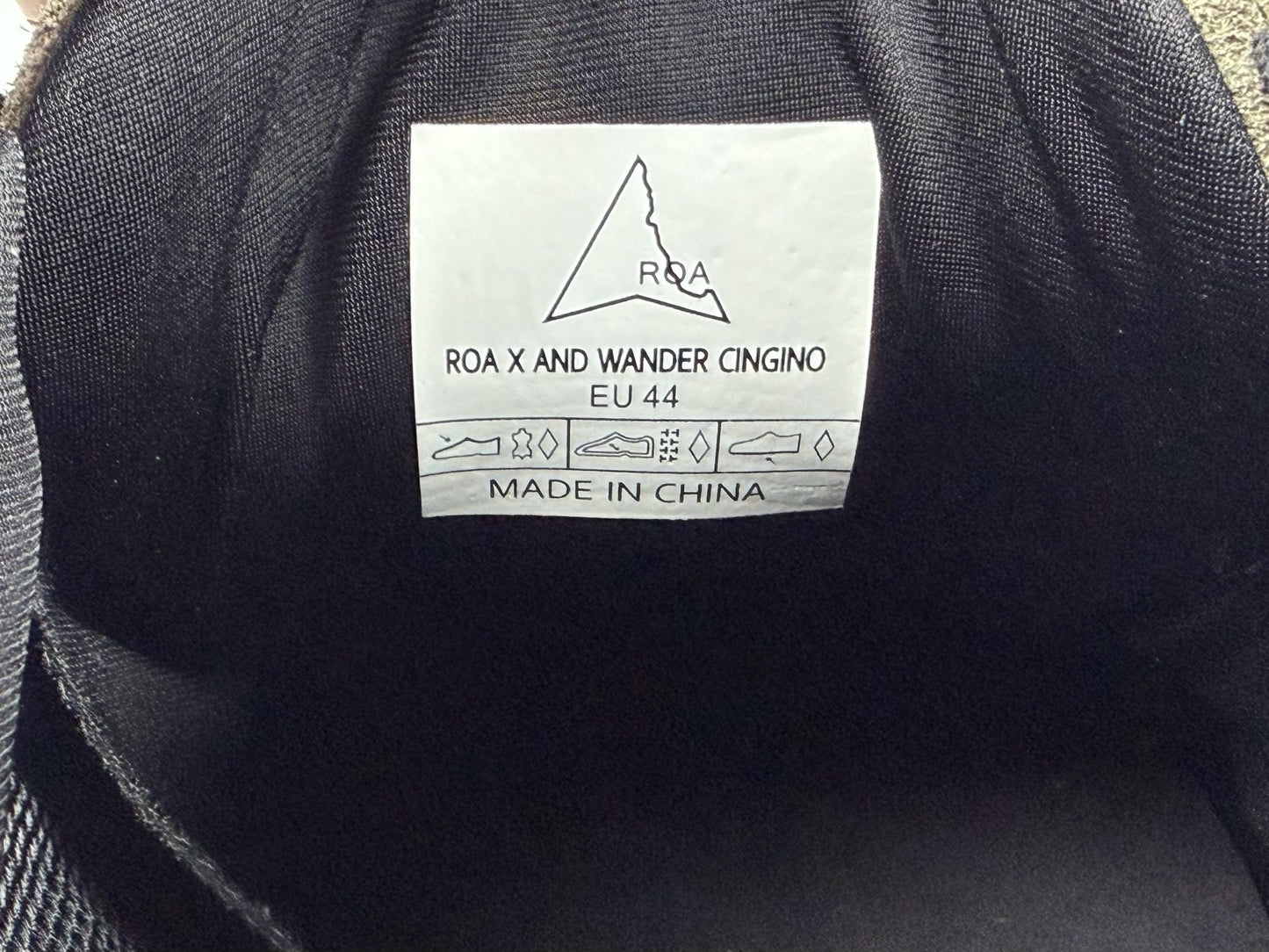 ROA x And Wander Cingino Low-top Sneakers