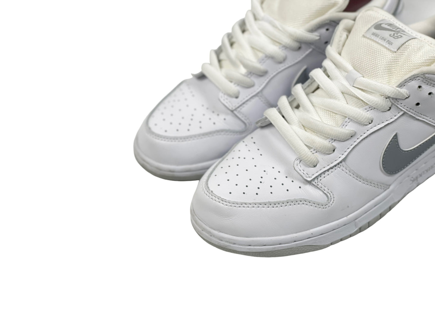 Supreme x Nike Dunk SB Low