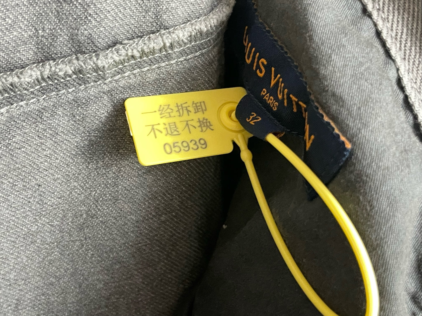 Louis Vuitton 3D Double Knee Jeans