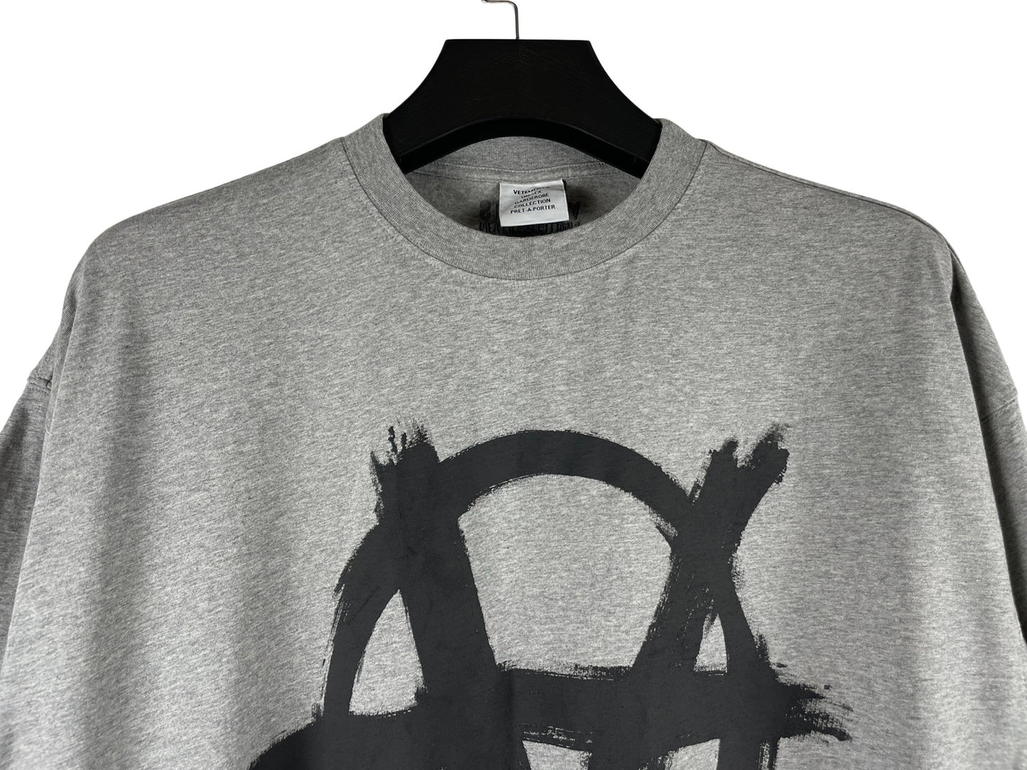 Vetements Anarchy Gothic Logo T-Shirt